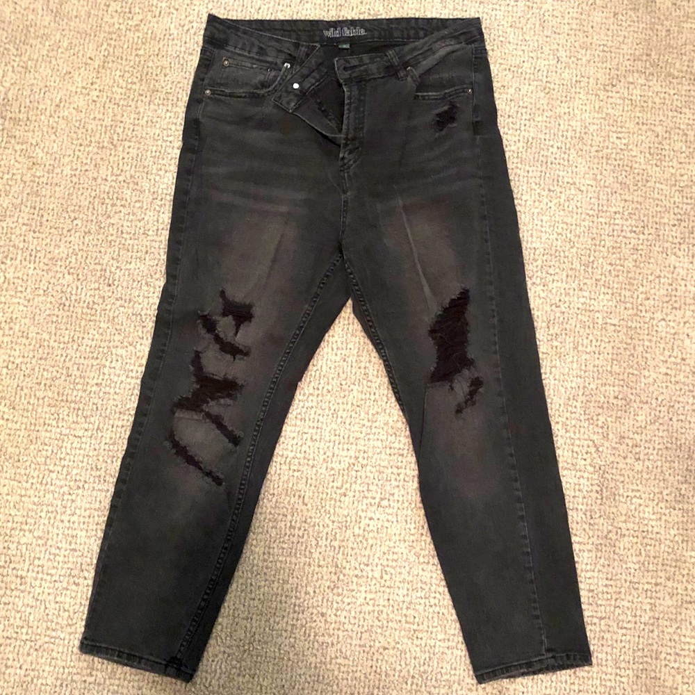 Black Distressed Jeans